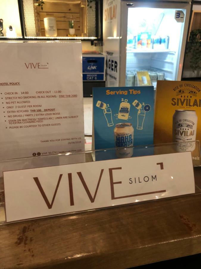 Отель Vive Silom Бангкок Экстерьер фото